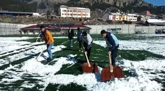 Tosya Spor İlgisizliğe ve Sorumlulara Tepki Gösterdi