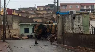Cizre'ye Yürümek İsteyen Hdp'lilere Polis Müdahalesi (2)