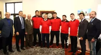 Dünya Şampiyonu Milli Güreşçiler ATO'da