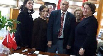 Eskişehirli Ülkücü Kadınlardan İşçi Emekliler Derneği'ne Ziyaret