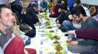 Güncel Okumalar ve Yazar Buluşması' Projesi Afyonkarahisar Gençlik Merkezinde Başladı