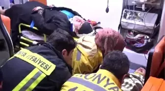 Kazada Yaralanan Kadın, Yaralı Çocukları ve Eşi İçin Ağladı