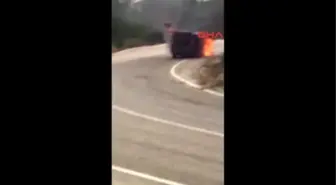 Osmaniye Hafif Ticari Araç Alev Aldı, 7 Çocuk Araçtan Son Anda Çıkarıldı