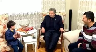 Vali Kahraman, Tanrıver Ailesinin Misafiri Oldu