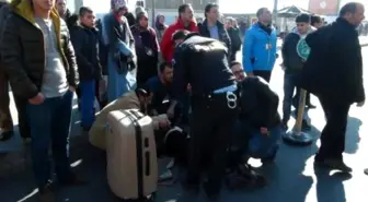 Yaralanan Kızını Görünce Sinir Krizi Geçirdi