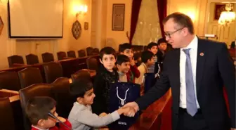 TÜBİTAK'tan İzmir Üniversitesi Projesine Destek