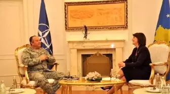 Kosova'ya NATO Desteği Sürecek'