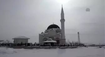 Ahıska Türklerine 'Ensar Camii'