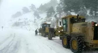 Sertavul Geçidi Zincirsiz Geçit Vermiyor