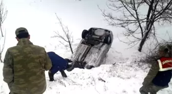 Gümüşhane'de Trafik Kazası: 2 Yaralı