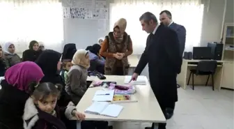 Ezgi, Suriyeli Kursiyerleri Ziyaret Etti