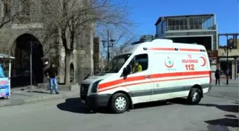 Şırnak'ta Memurları Taşıyan Araçta Patlama: 2 Ölü, 1 Yaralı