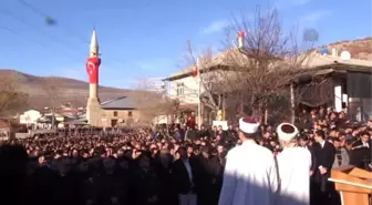 Şehit Yüzbaşı Fatih Yaşar'ın Cenazesi Memleketinde Toprağa Verildi