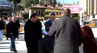 Taksicilerden 'Yaşama Yol Ver' Kampanyasına Destek