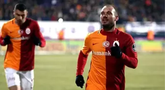 Çin Ekibi Jiangsu Suning, Sneijder'in Peşine Düştü