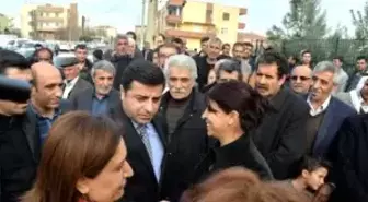 Demirtaş: Türkiye'yi Savaşa Sürüklemeye Çalışıyorlar