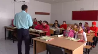 Suriye'nin Yeni Nesli Türkiye'de Eğitiliyor
