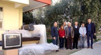 Büyükşehir'den Evi Yanan Aileye Yardım