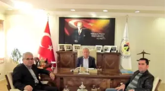 CHP İl Yönetimi Nevşehir Ticaret Borsasını Ziyaret Etti