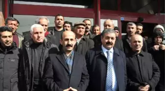 HDP'li Akdoğan Yüksekova Esnafını Ziyaret Etti