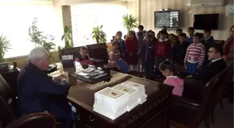 Öğrencilerden Başkan Alçay'a Ziyaret