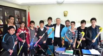 Adıyamanlı Hokey Takımı 2.lige Terfi Etti