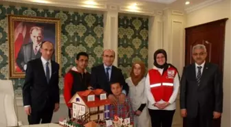 Suriyeli Sığınmacılardan Vali Mahmut Demirtaş'a Ziyaret