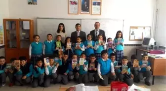 Beyşehir'de Öğrencilerden Kitap Toplama Kampanyası