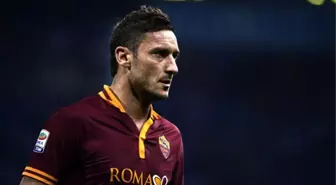 Francesco Totti, Kadro Dışı Kaldı