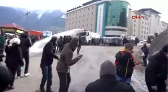 Entry To Artvin Banned As Police Disperse Protesters