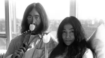 John Lennon'un Saçı 100 Bin Liraya Satıldı