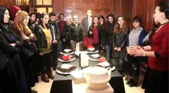 Öğretim Görevlisi Bozkurt'un Hazırladığı Seramik Sergisi Açıldı