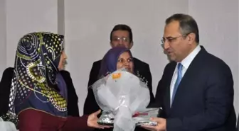 Umre'den Dönen Roman Vatandaşlar Vali Kaban'ı Ziyaret Etti