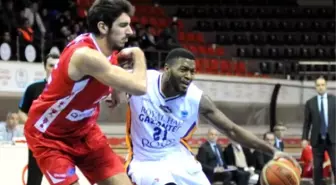 Royal Halı Gaziantep - Varese: 76-60 (Avrupa Kupası)
