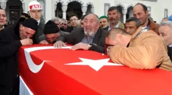 Kırıkkale'de Toprağa Verilen Şehit Uzman Çavuş'un Küçük Oğlu; 'Artık Başka Çocukların Babası...