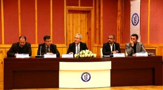 Bü'de Ortadoğu ve Türkmenler Konuşuldu
