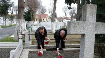 Gülbey: 'Artin Penik'in Mezarı Siyasi Duruşu Nedeniyle Bakımsız'