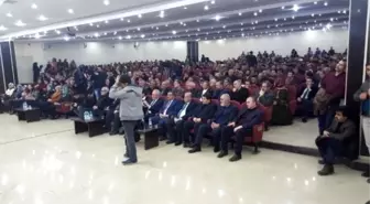 AK Parti Gençli Kollarından 'Şubat Hiç Bin Yıl Sürer Mi' Konferansı