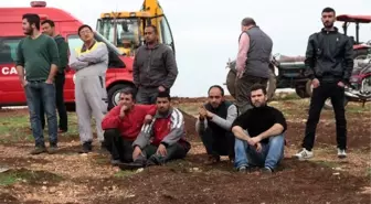 Fabrika Yandı, İşçiler Çaresizce İzledi