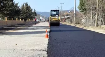 Büyükşehir'den Yazır'a Sıcak Asfalt