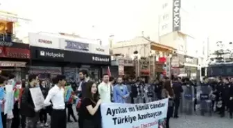 Hocalı Katliamında Hayatını Kaybedenleri Andılar