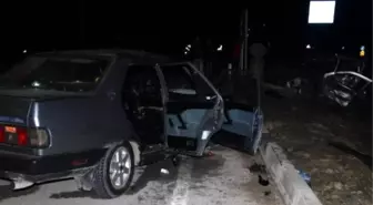 Kastamonu'da 2 Otomobil Çarpıştı: 2 Ölü, 5 Yaralı