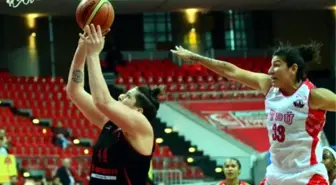 Agü Spor-Yakın Doğu Üniversitesi: 81-66