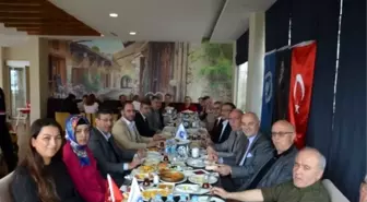 Muhasebe Haftası'nda Kahvaltıda Buluştular