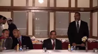 ABD'deki Müslümanlara 'Siyasete Katılın' Çağrısı