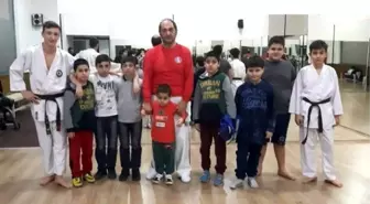 Dumesf'ten Çocuklarda Spor Bilinci ve Spor Kardeşliği Projesi
