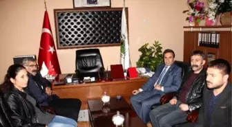 Hdp'li Vekil Hoşhaber Belde Belediyesini Ziyaret Etti