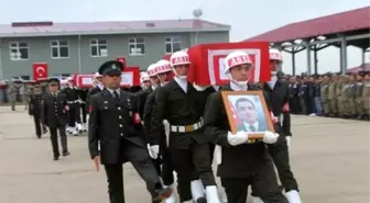 Şehit Askerler Memleketlerine Uğurlandı