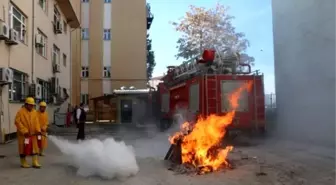 Vezirköprü Ağız ve Diş Sağlığı Merkezi'nde Yangın Tatbikatı