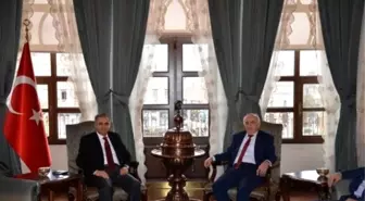 Bayburt Valisi Odabaş, Valil Tapsız'ı Ziyaret Etti